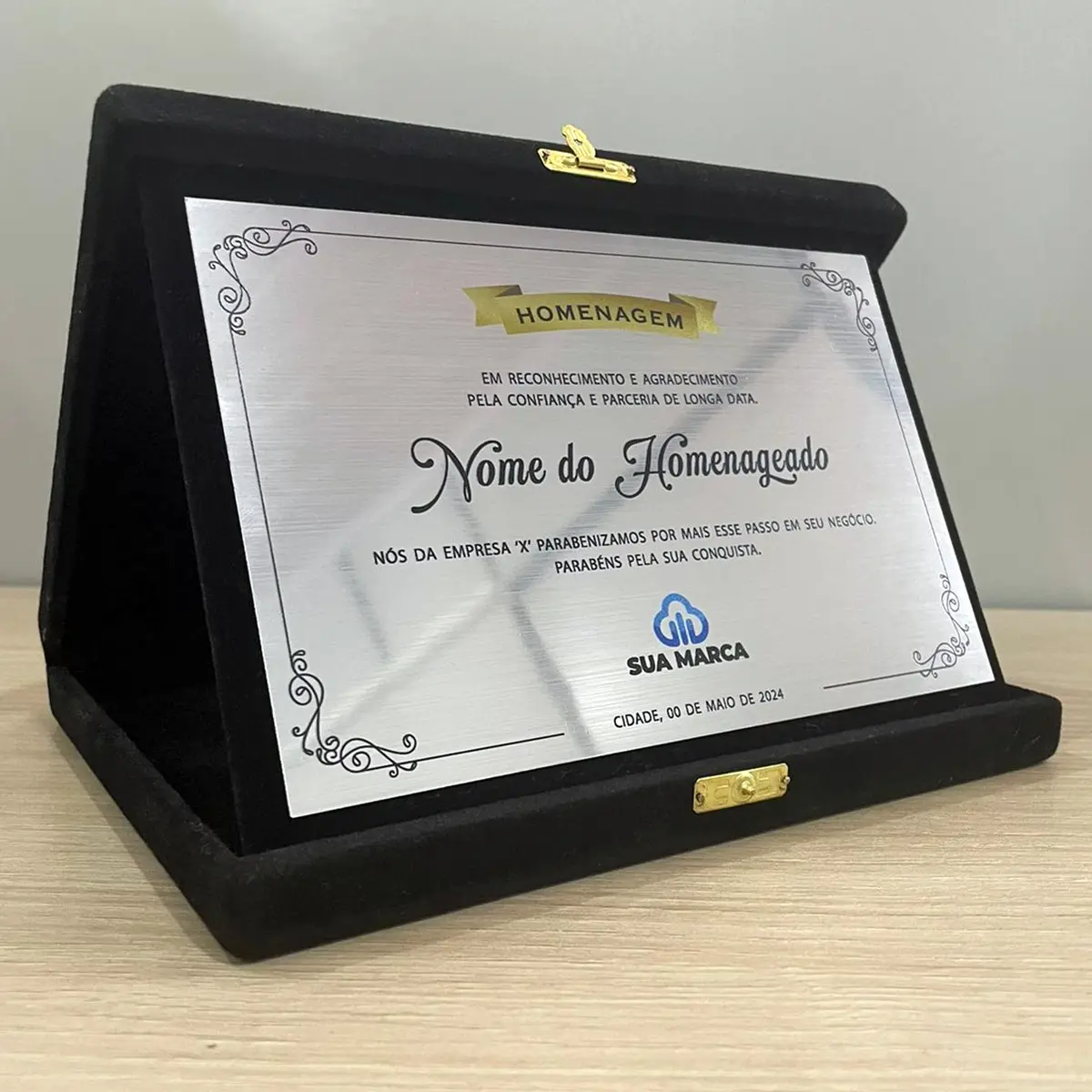 Placa De Homenagem Com Estojo Inauguração Agradecimento
