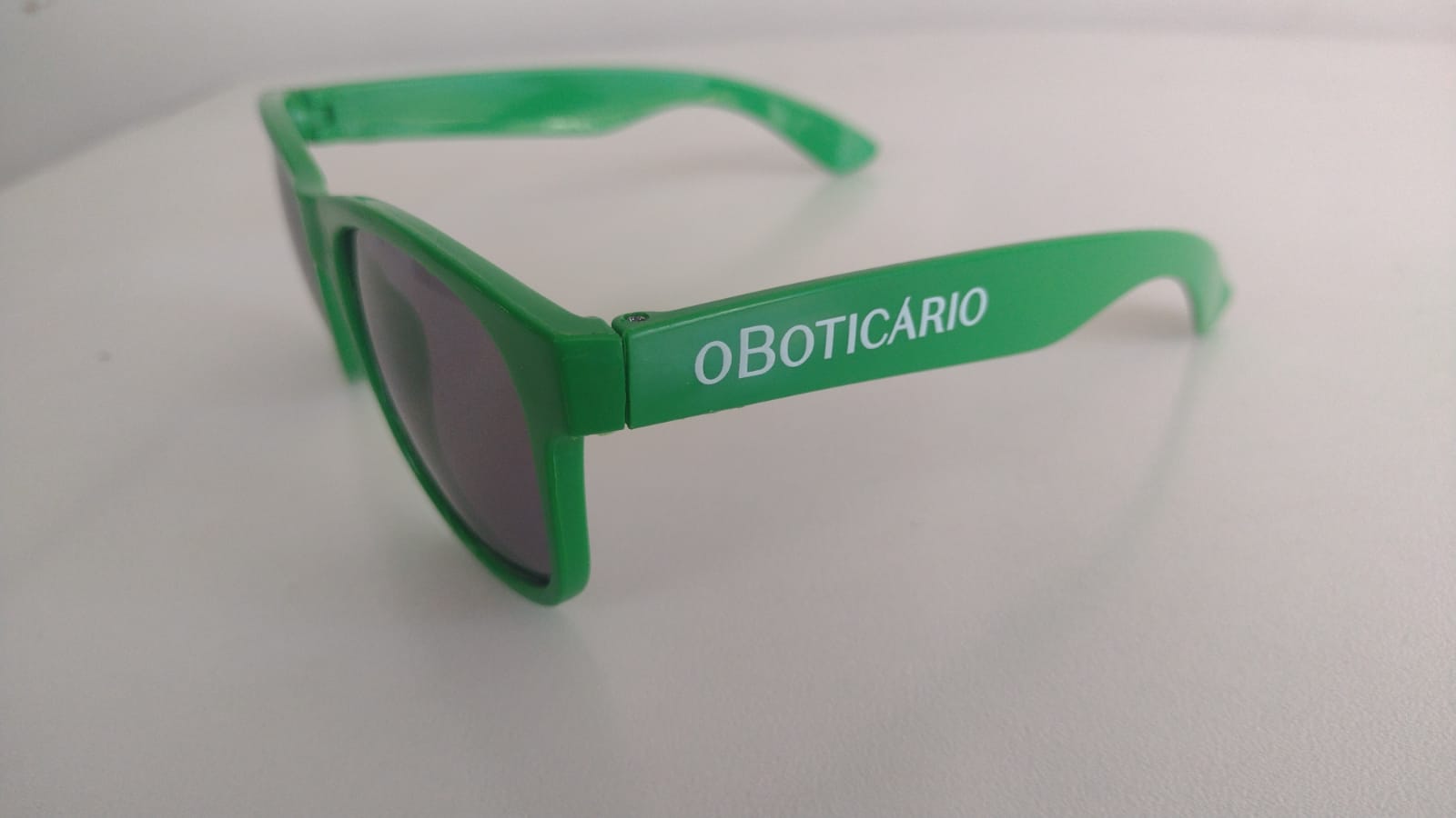 CELEBES. Óculos de sol em PC 16